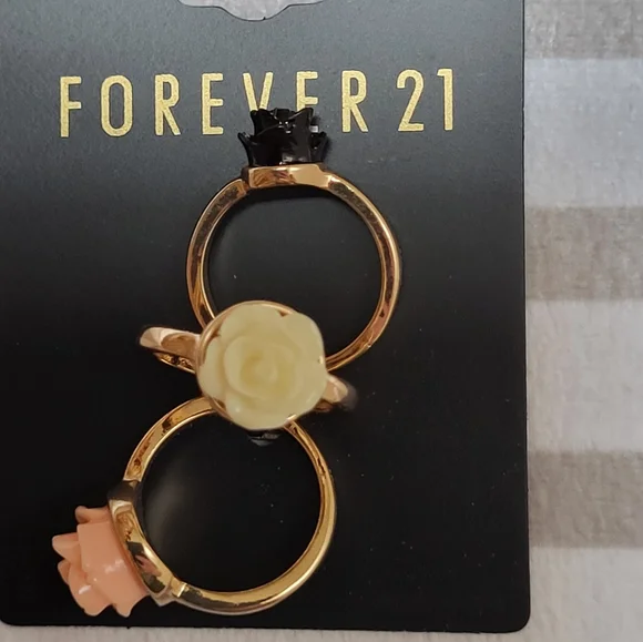 NWT 3 PACK OF RINGS! - Picture 2 of 7